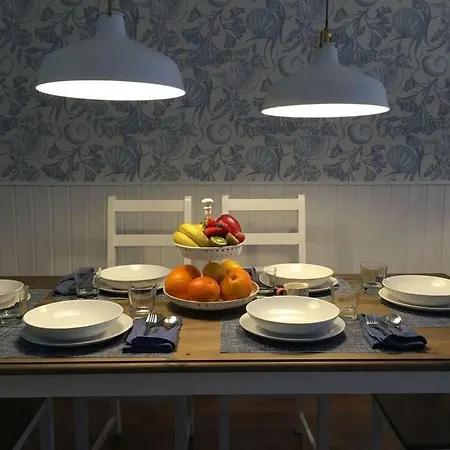 The Blue Sea Apartment *